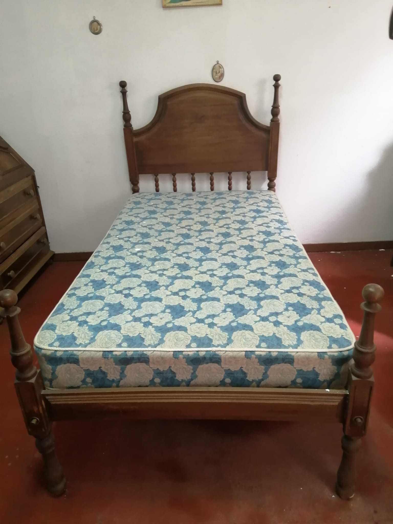 Cama de Solteiro