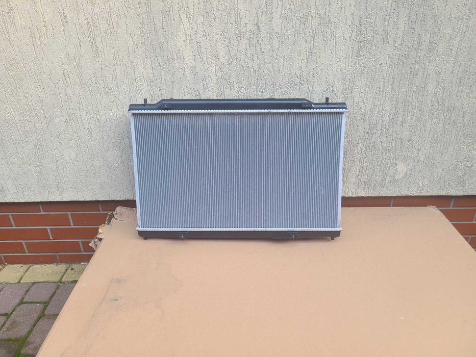 Chłodnice,  pas przedni ,żaluzja  Honda CR V VI 23-  1,5b  2,0 Hybryd