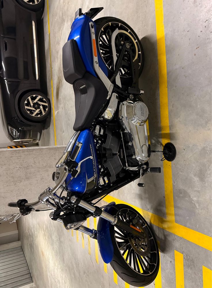 Harley Davidson Breakout 2025