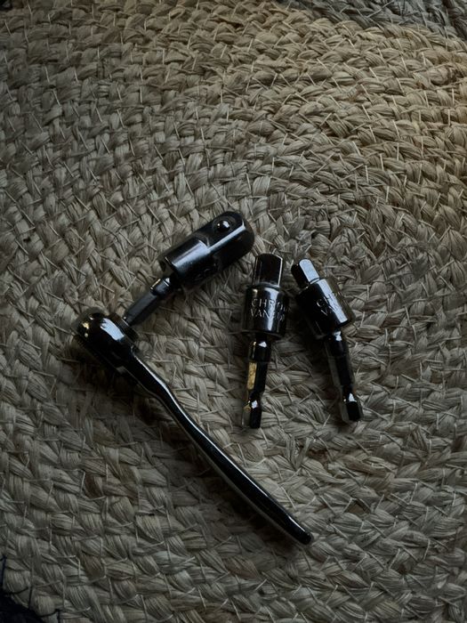 НаборІнструментів 4штВороток трещотка карданчикиПодовжувачі1/4 3/8 1/2