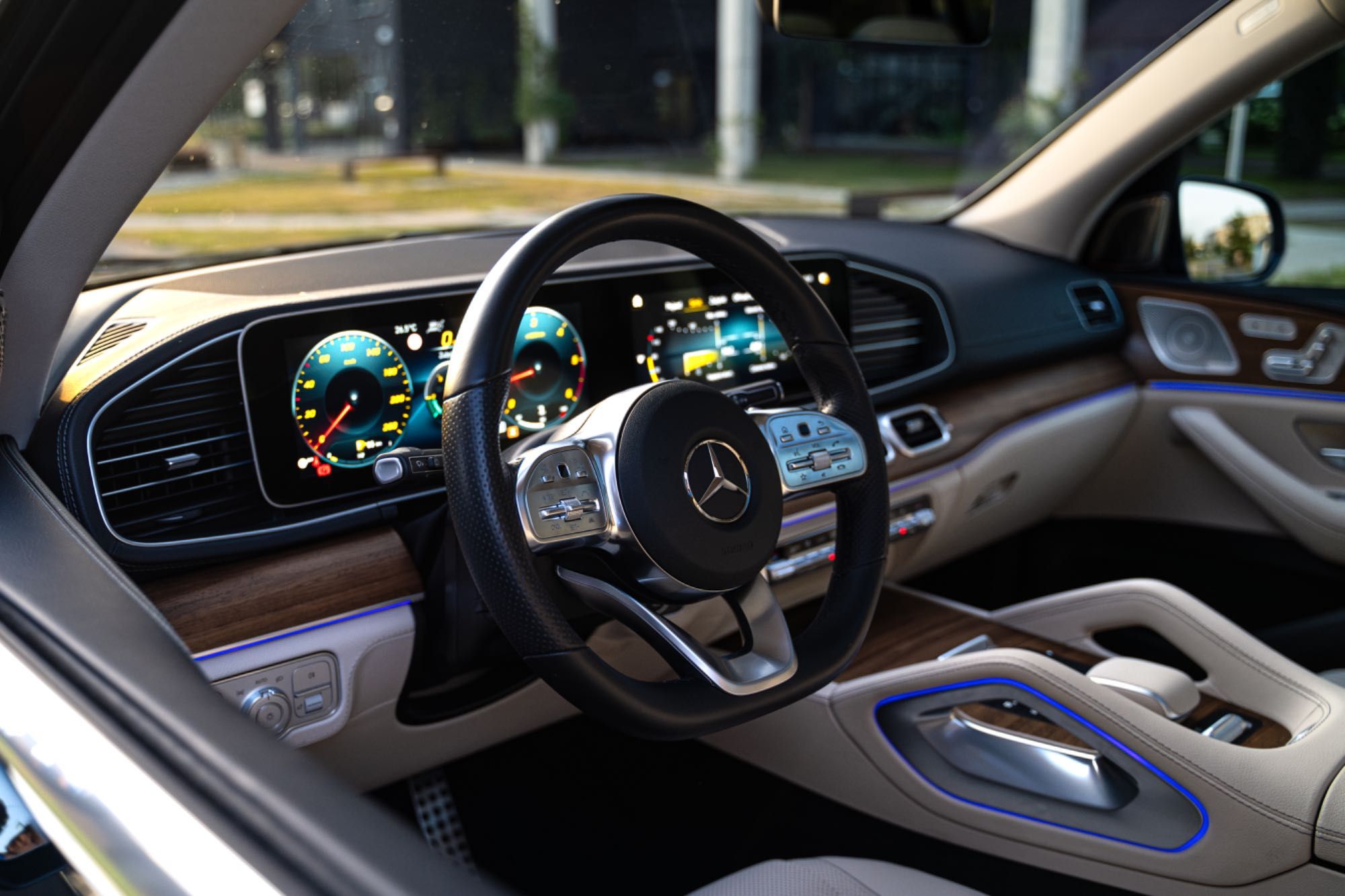 Wynajem Mercedes GLS 400d 4MATIC bez kaucji wypożyczalnia samochodów