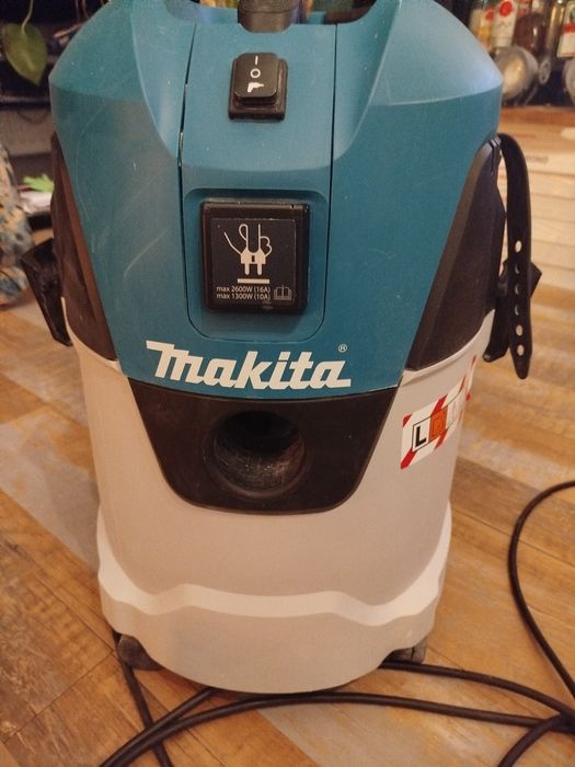 Odkurzacz Makita 25 l