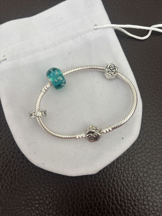 Pulseira verde tipo pandora