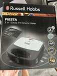 Opiekacz do kanapek grill gofrownica Russell Hobbs Fiesta 3w1