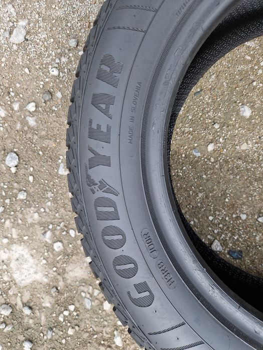 Opony wielosezonowe Goodyear Vector 4Seasons Gen-2 195/60r15 (88V)