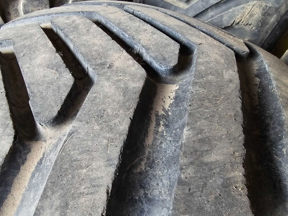 Koła 500/45-22.5 i 800/45-26.5