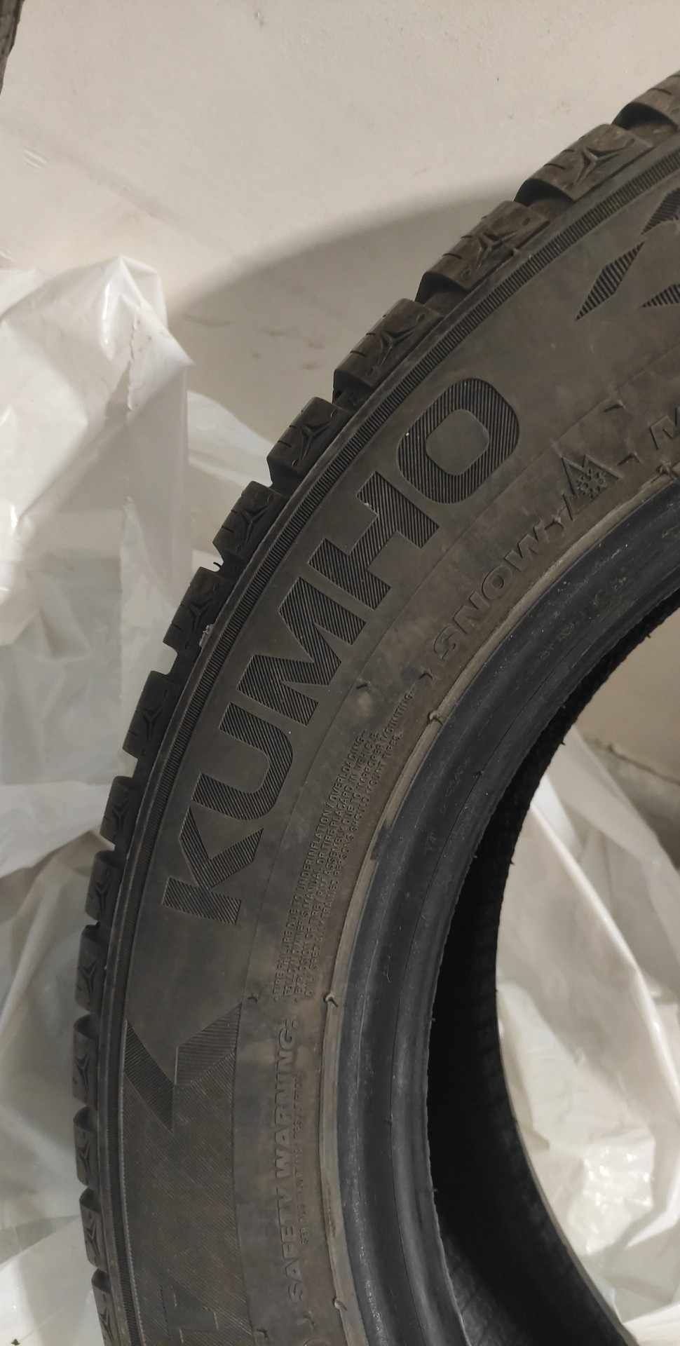 Opony zimowe Kumho WinterCraft WP52 185/65 R15 75 T