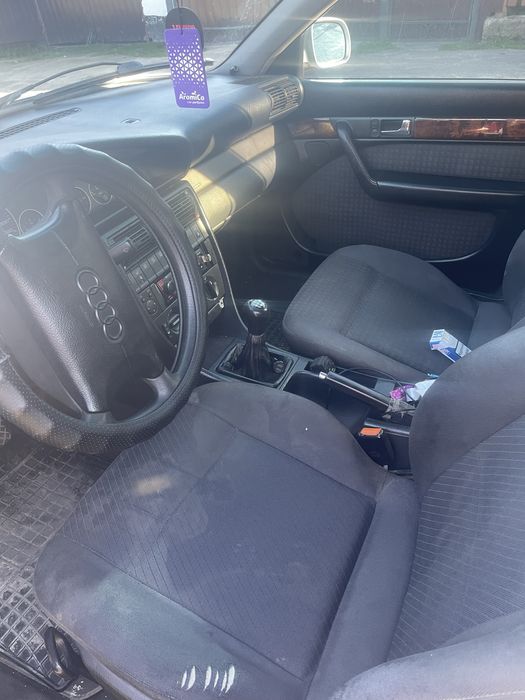 Ауди а6с4 2.5tdi 103kw