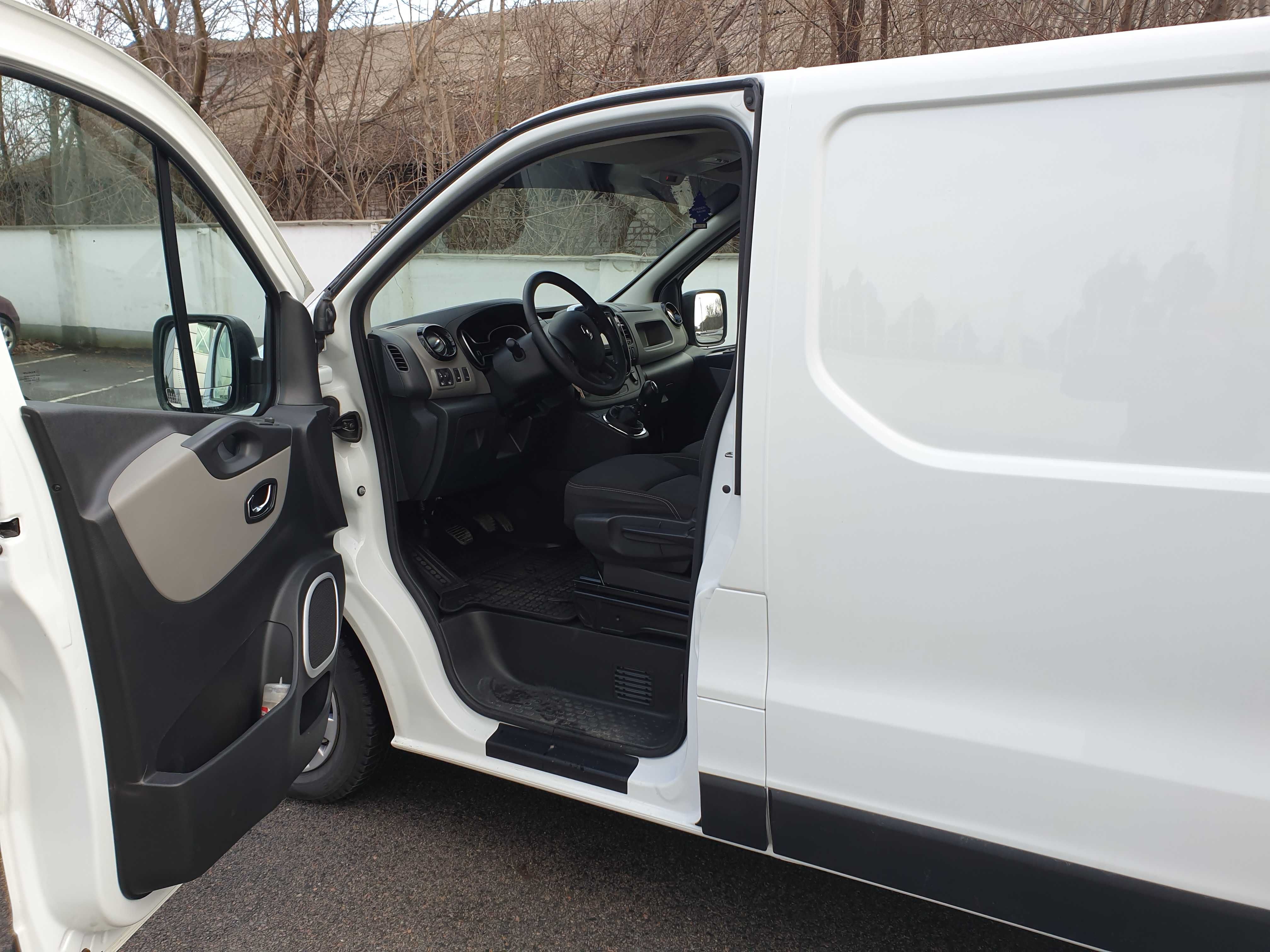 Renault Trafic 2016