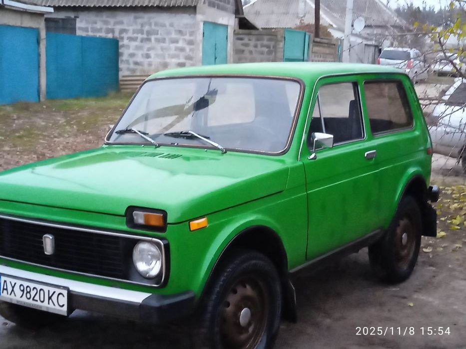 Продам автомобіль нива