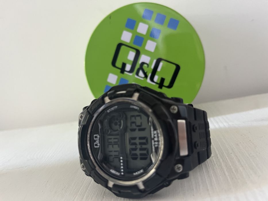 Zegarek sportowy Q&Q czarny