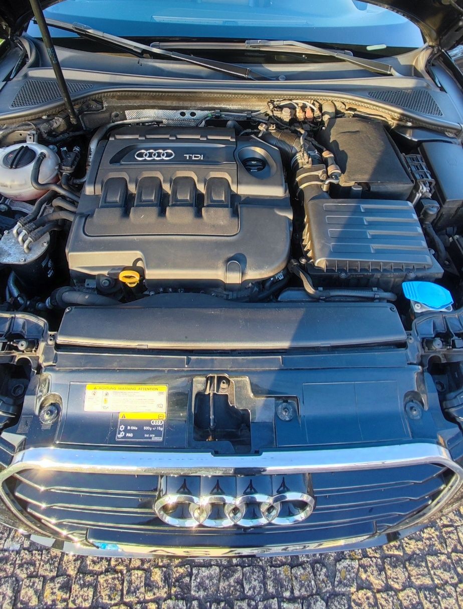 Audi A3 sportbcak S Line 2.0 S tronic