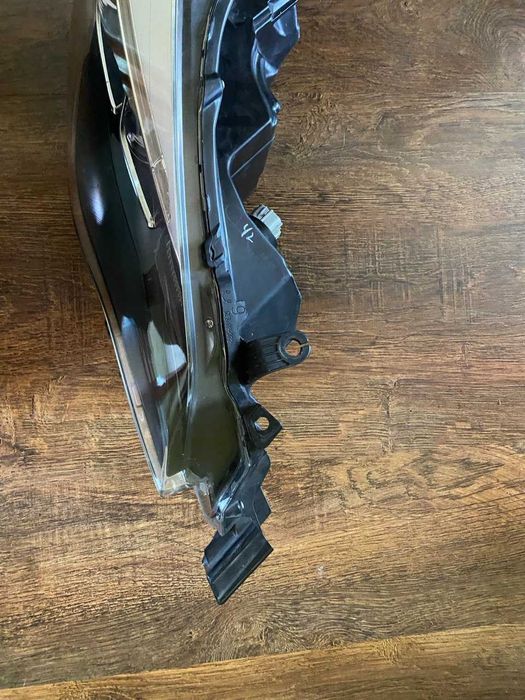 Права фара TOYOTA COROLLA led 2017 2018 2019 лед