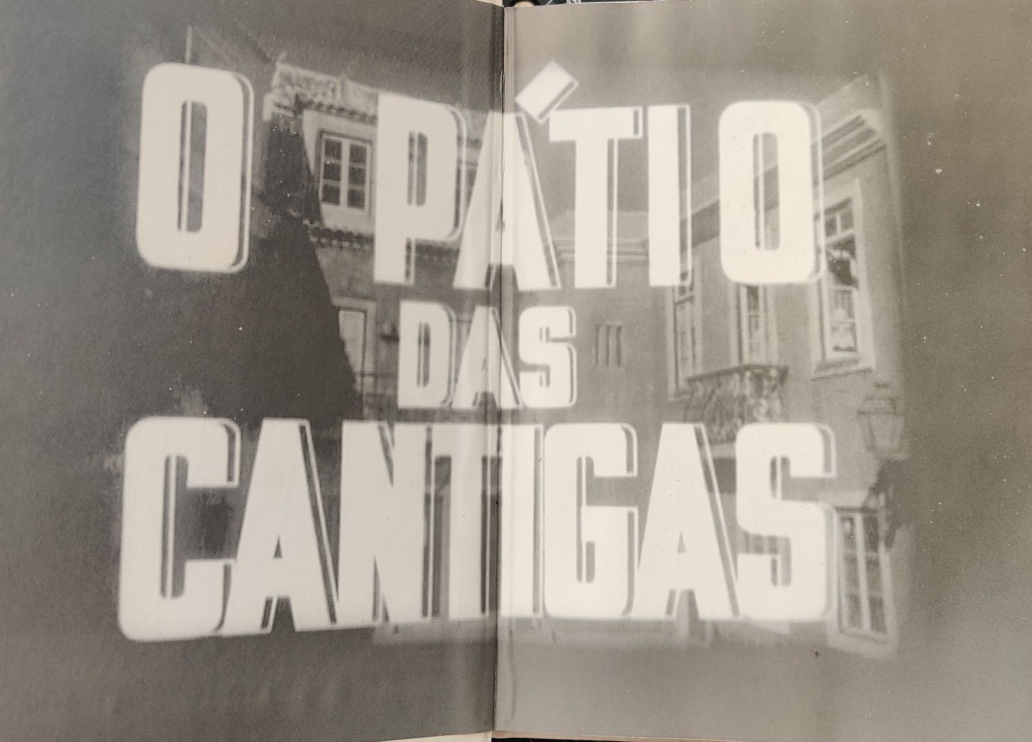 Livro+DVD Pátio das cantigas