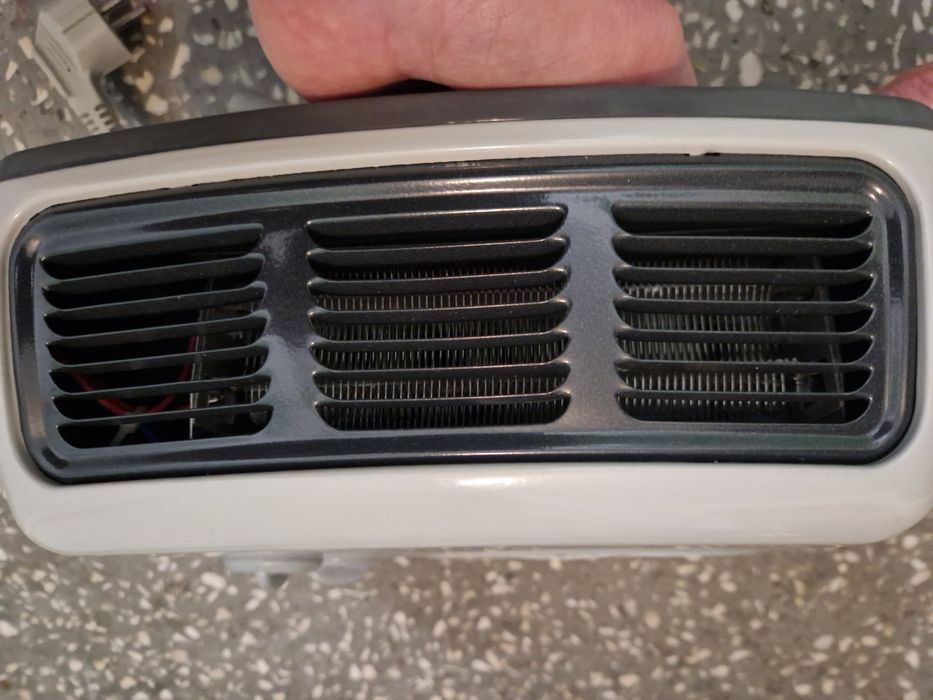 Farelka z termoregulatorem