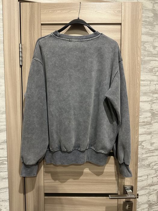 Світшот сірого кольору