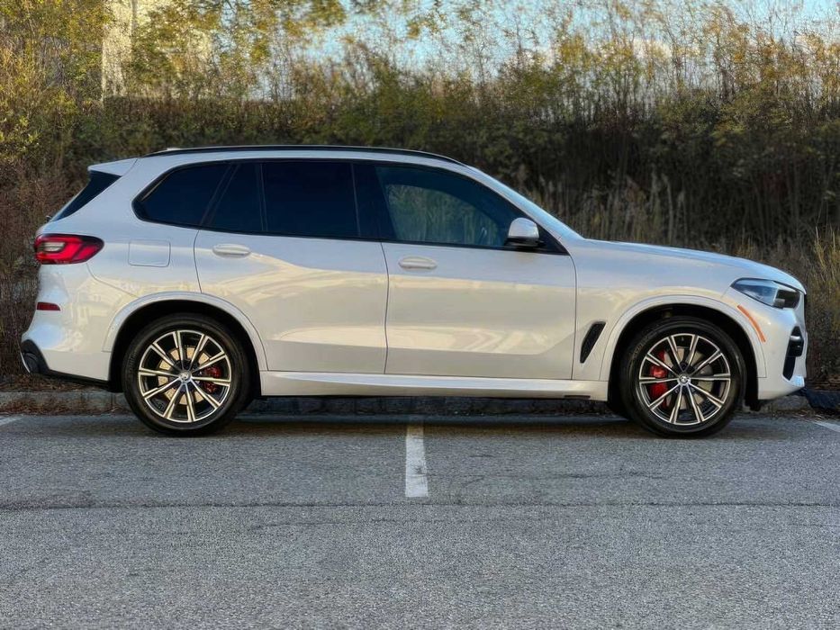 BMW X5 xDrive40i      2022