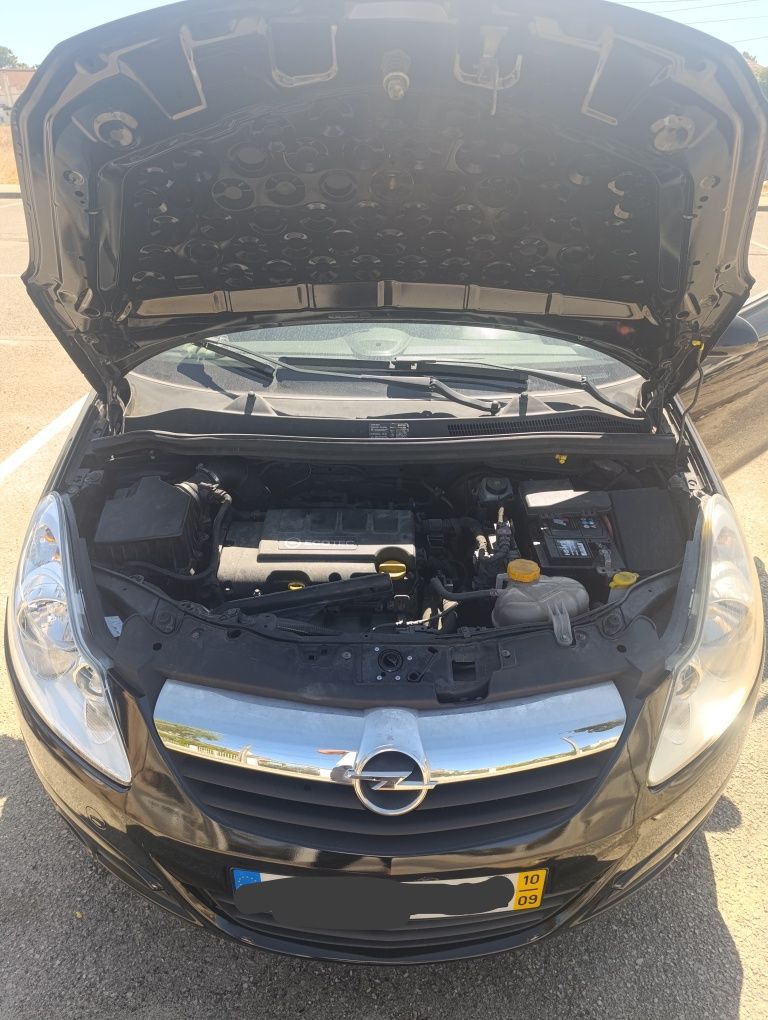 Opel corsa 1.2 gasolina 130.000km 2010