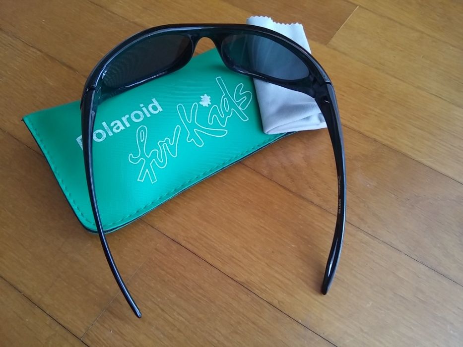 Óculos de sol Seen para criança como novos