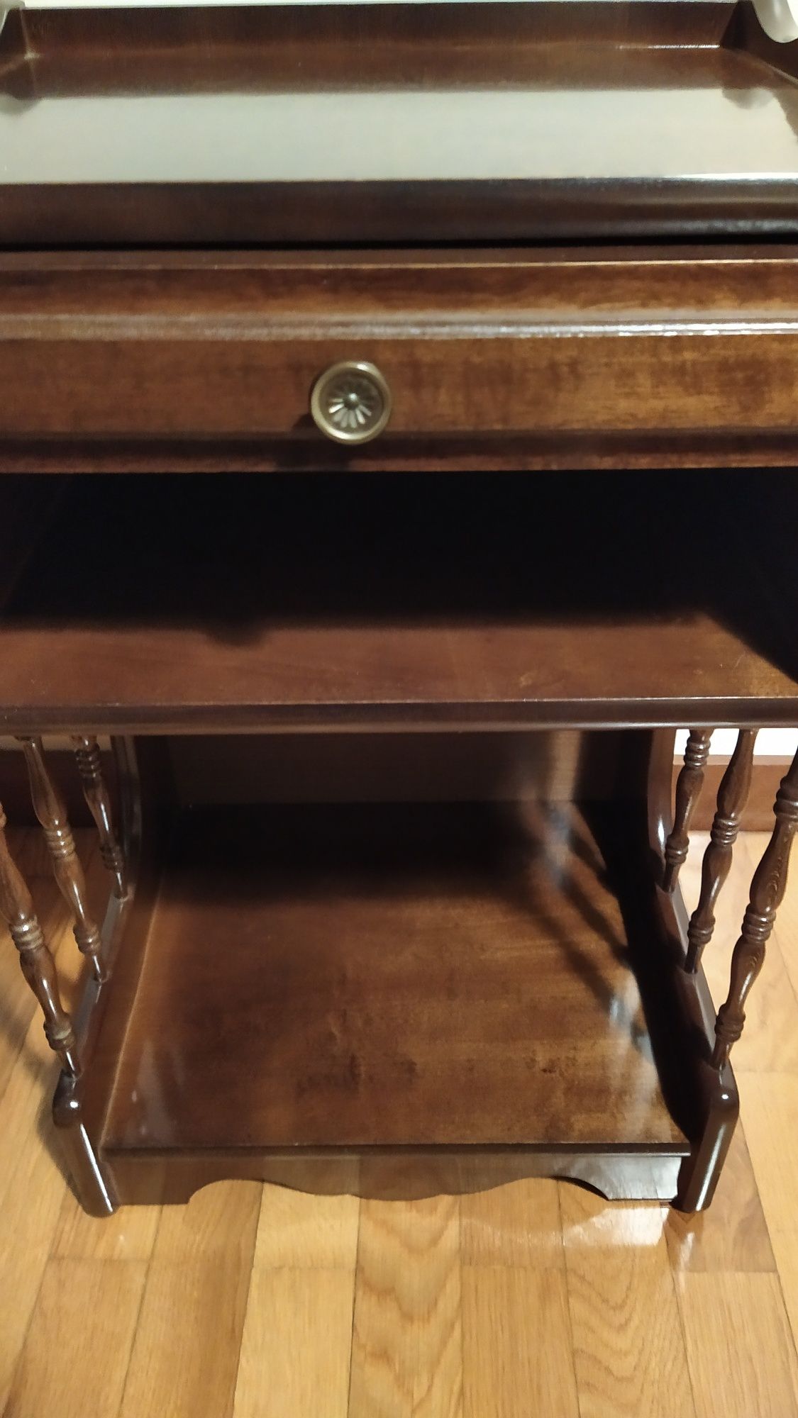 Móvel entrada/mesa de apoio
