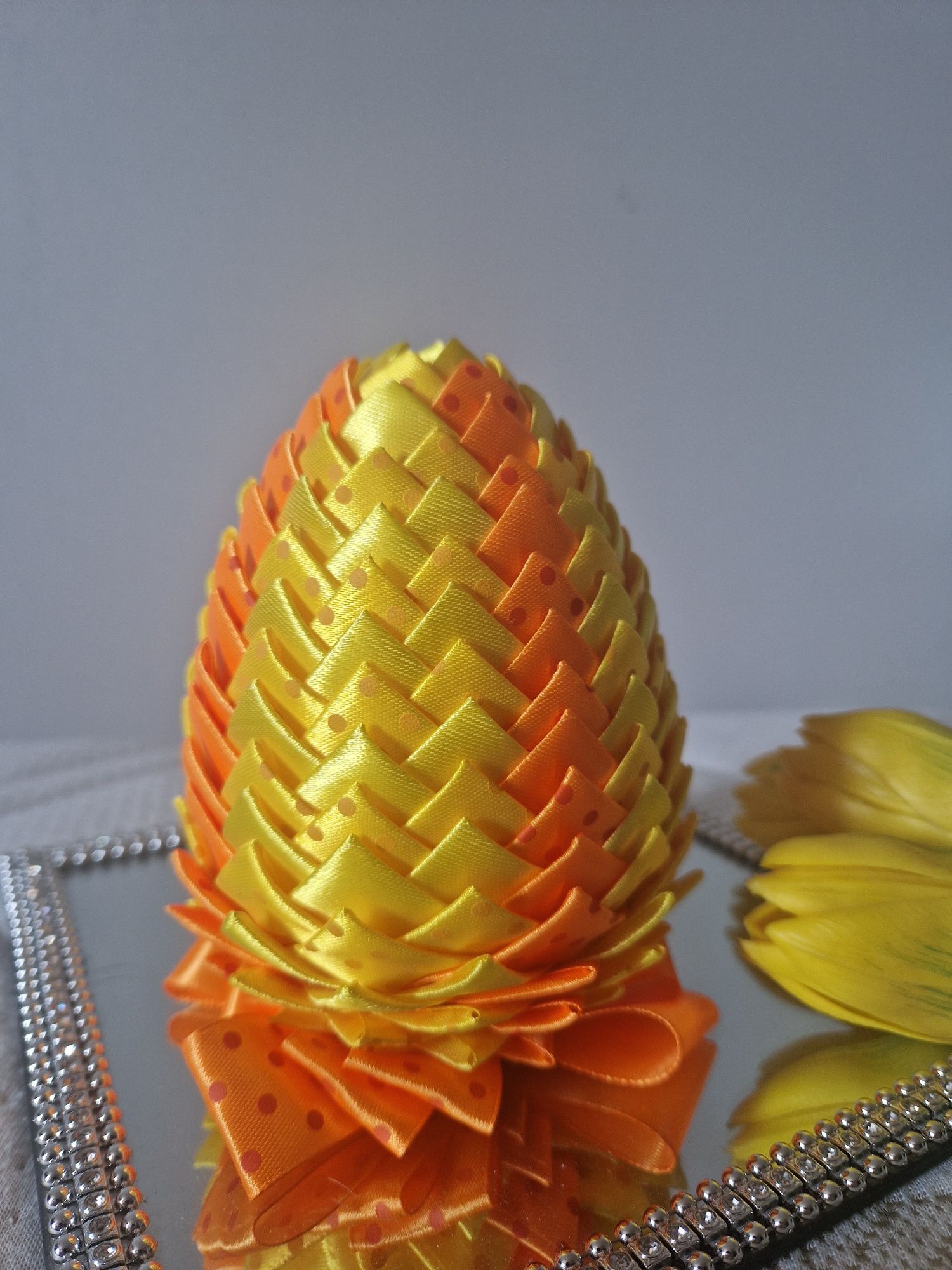 Jajko świąteczne wielkanocne ozdoba świąteczna ze wstążki hand made