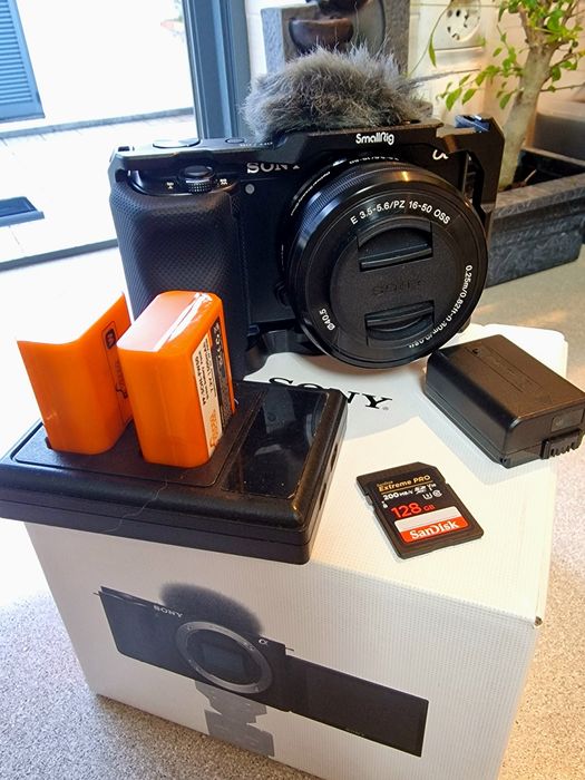 Máquina fotográfica Sony ZV-E10