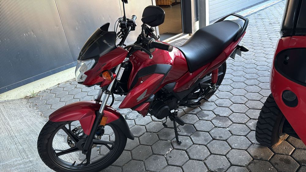 Vendo/troco Cb125F 2024