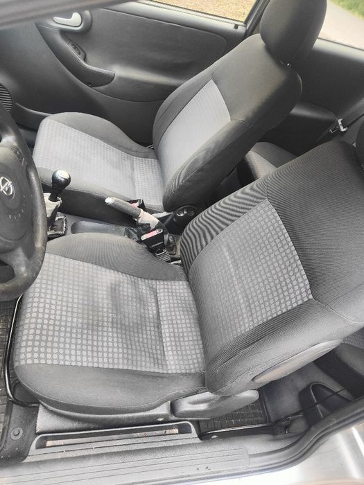 Opel Corsa C 1,2 benzyna 75 KM 179 tys. km BEZ rdzy