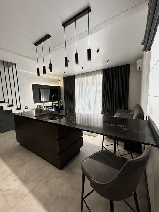 Продам таунхаус с ремонтом Золотые Ключи