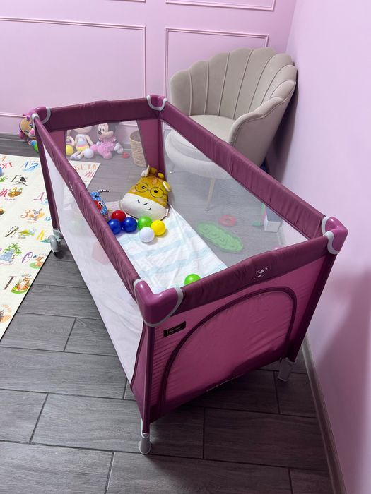 Продам манеж в отличном состоянии