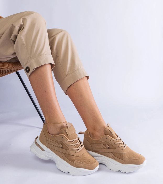 Brązowe sneakersy na grubszej podeszwie Guerrera