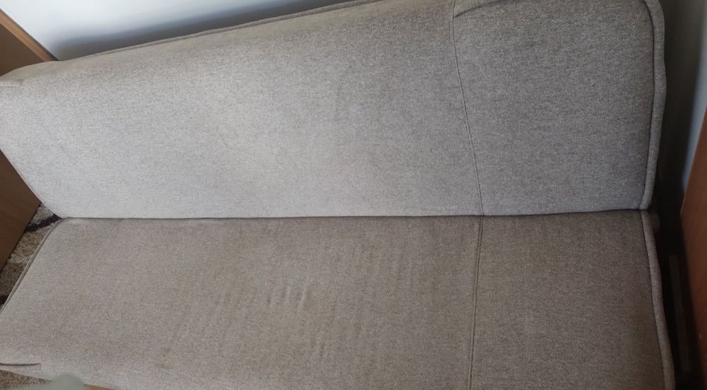 Kanapa rozkładana sofa beżowa