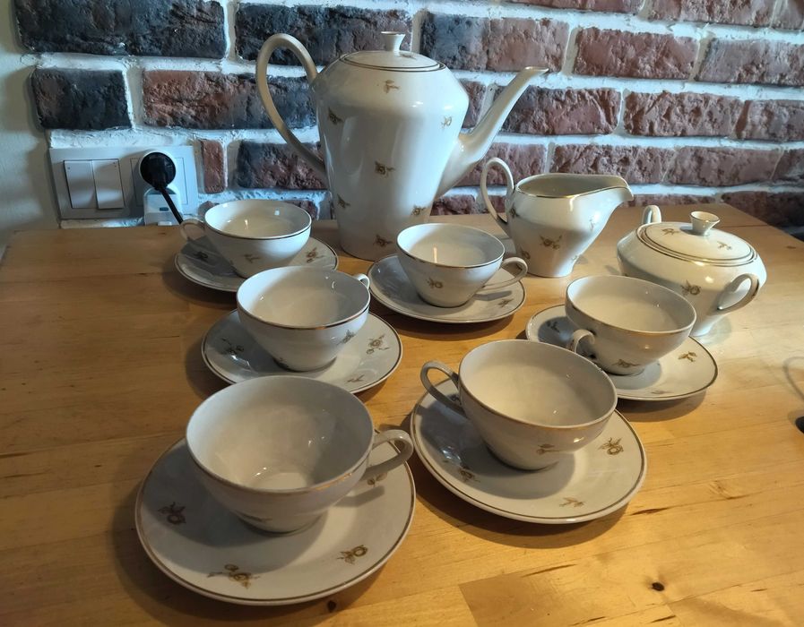 serwis kawowy Chodzież na 6 osób