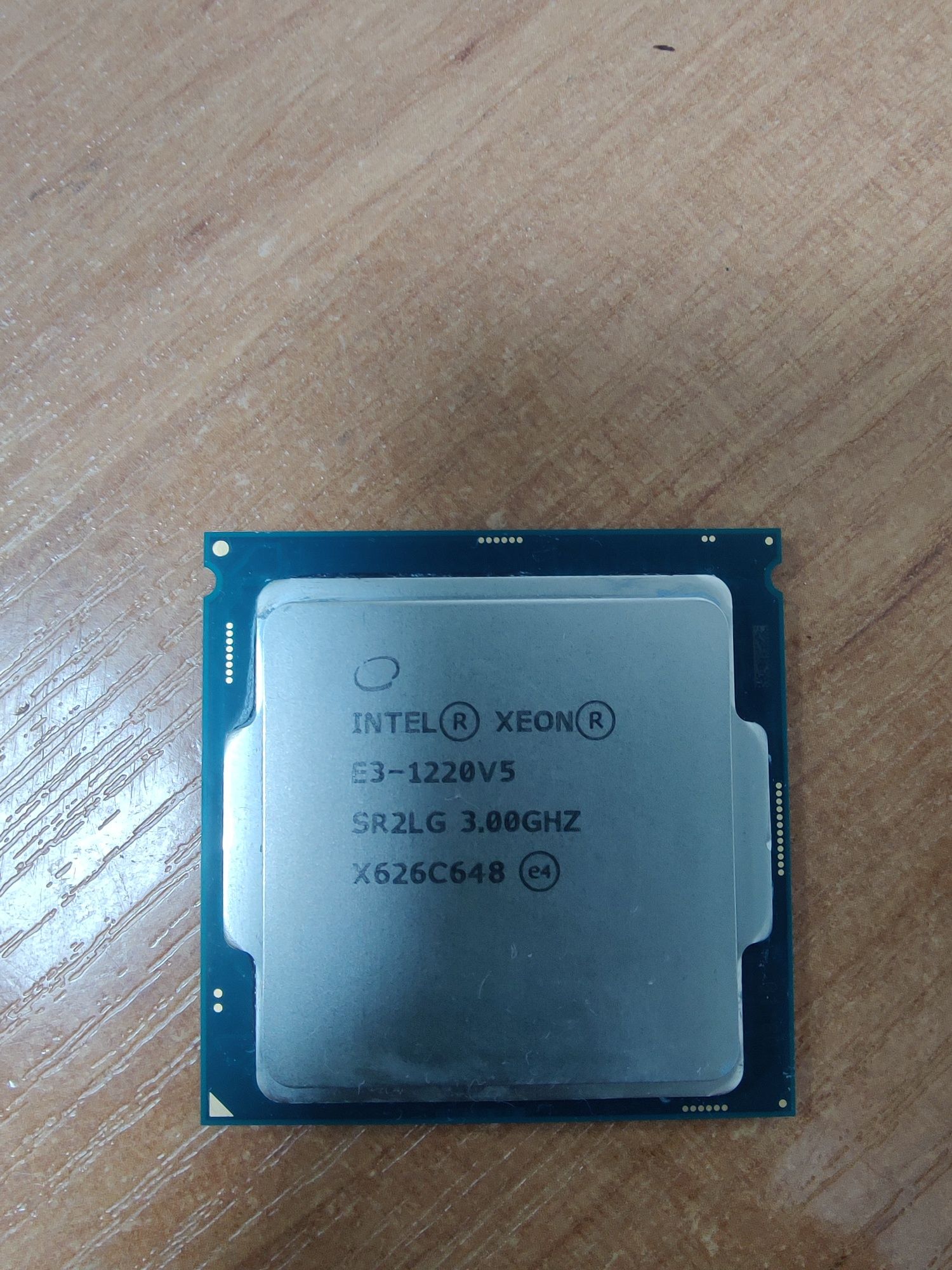 Процессор Intel Xeon E3 1220 v5 3.0 GHz, s1151, tray