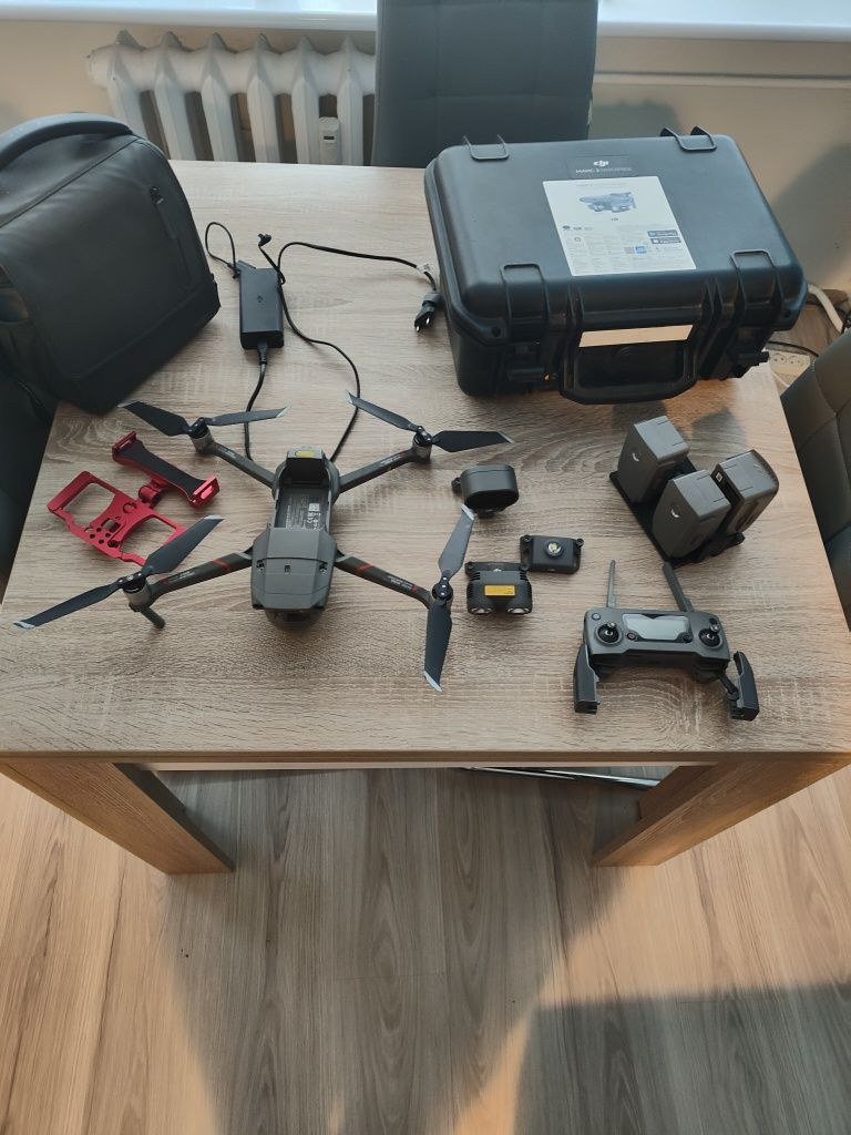 Dron Dji mavic 2 enterprice dual z kamerą termowizyjną