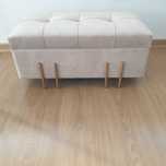 BANQUETA CREME  COM ARRUMAÇÃO 68x36x33CM 23562