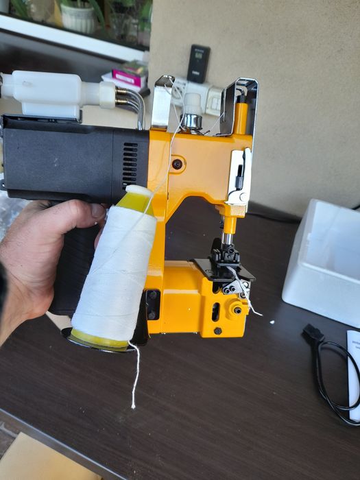 NOWA Maszyna do szycia zaszywania worków i nie tylko węgiel  zboże