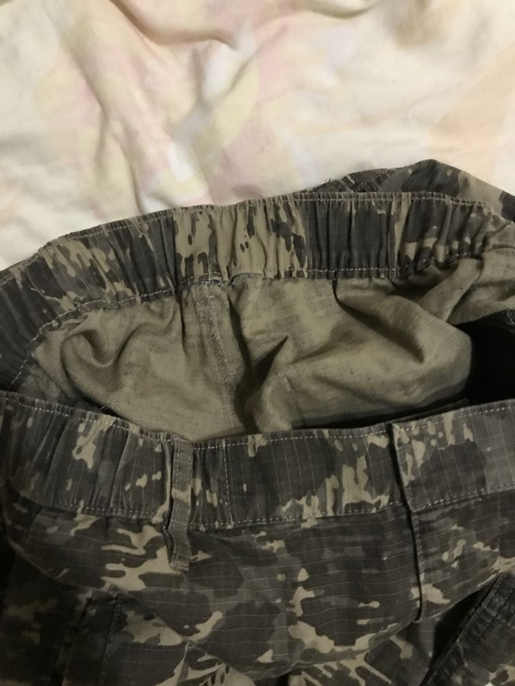 Carhartt camo pants ,size 32