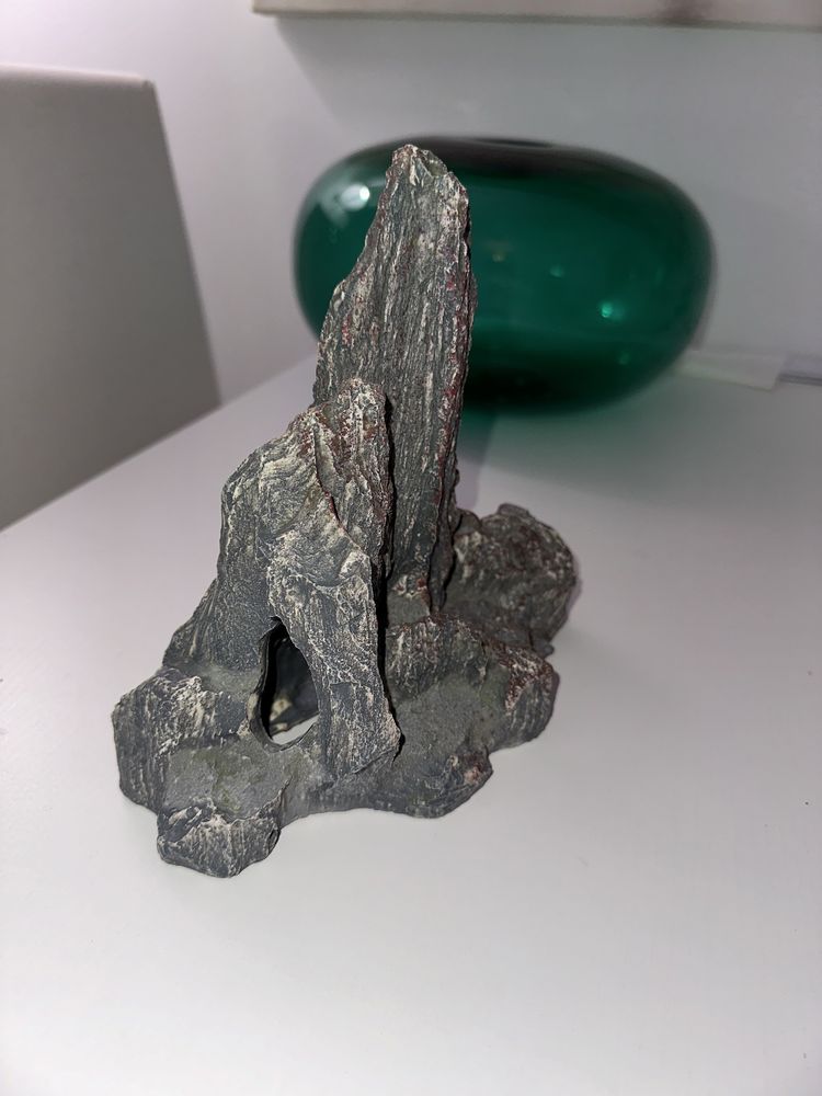 Pedras e tronco artificiais realistas para aquários