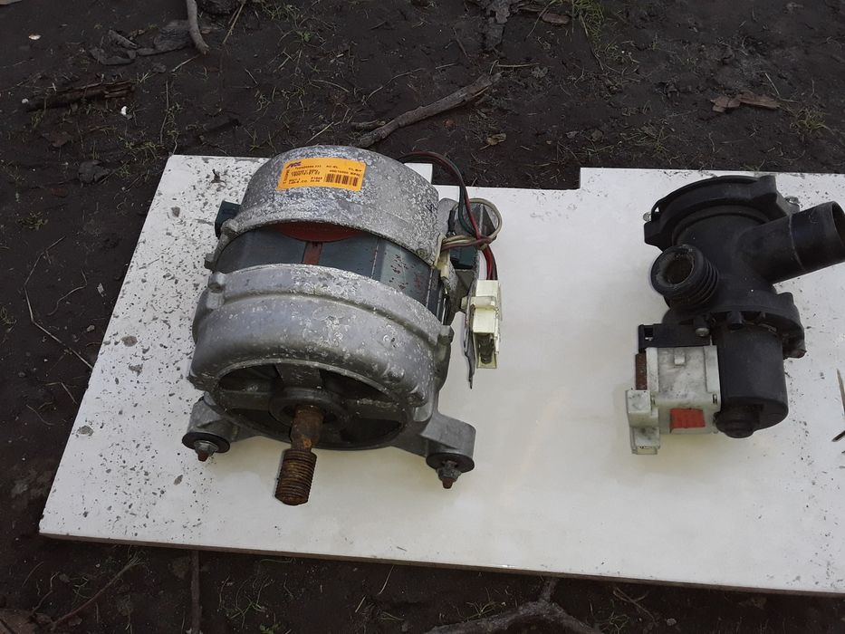 Запчастини до Ariston  двигун та інші з/ч