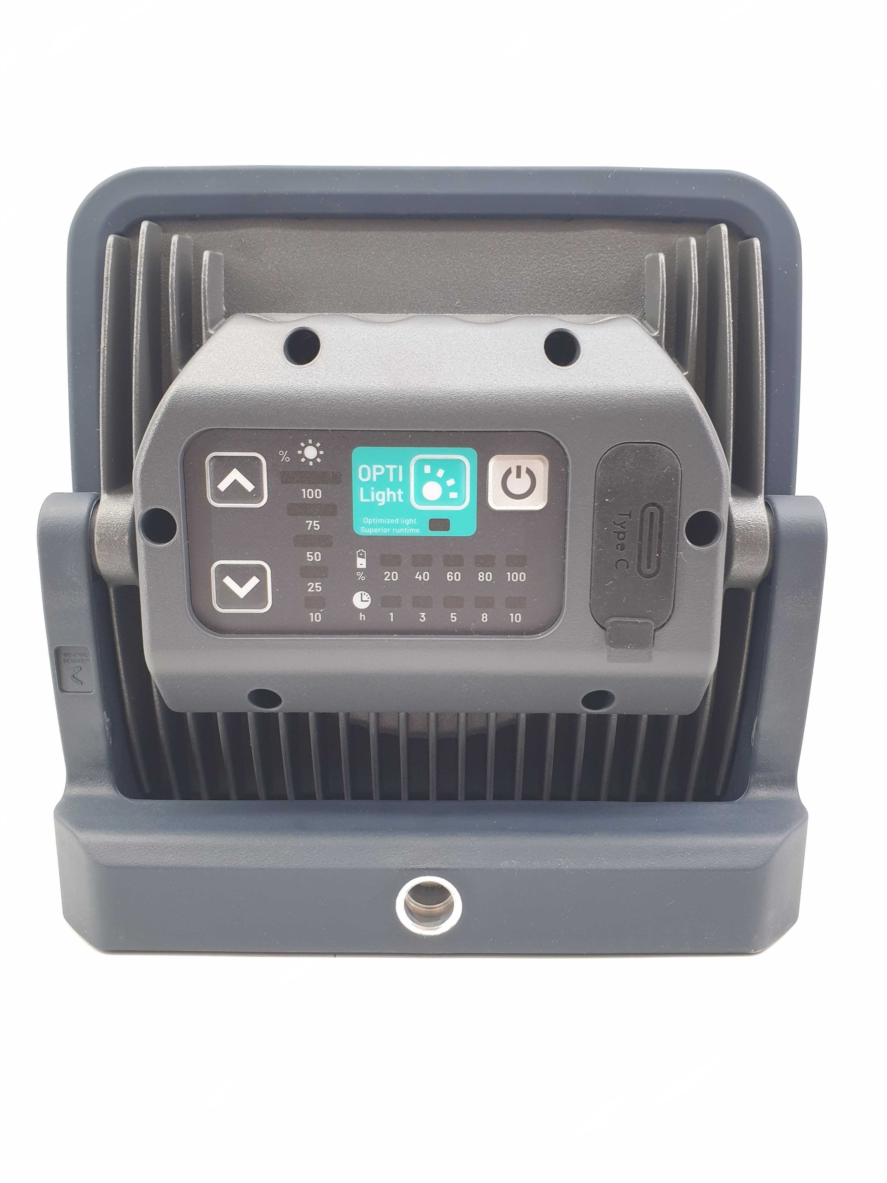 Lampa robocza LED 2000 lm akumulatorowa SCANGRIP NOVA R  Scangrip