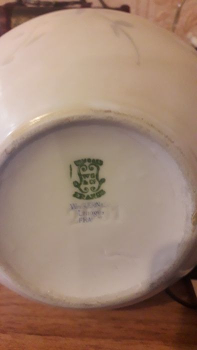 Продам вазу позолота