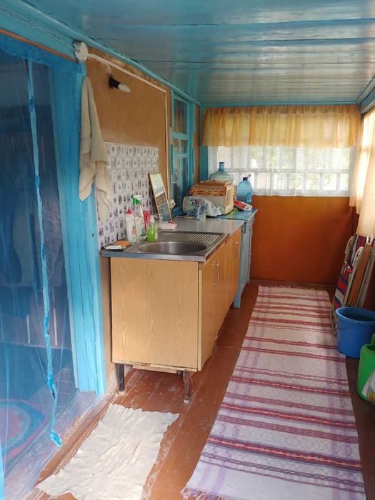 Будинок з ділянкою в селі Красилівка