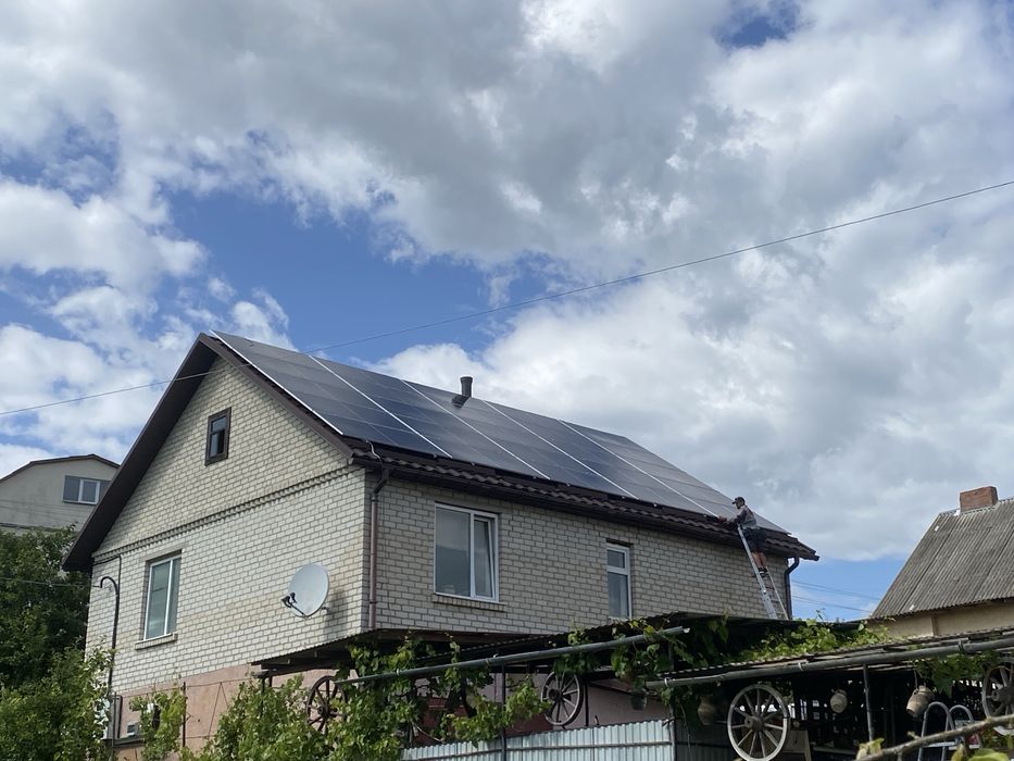 Сонячні панелі монтаж