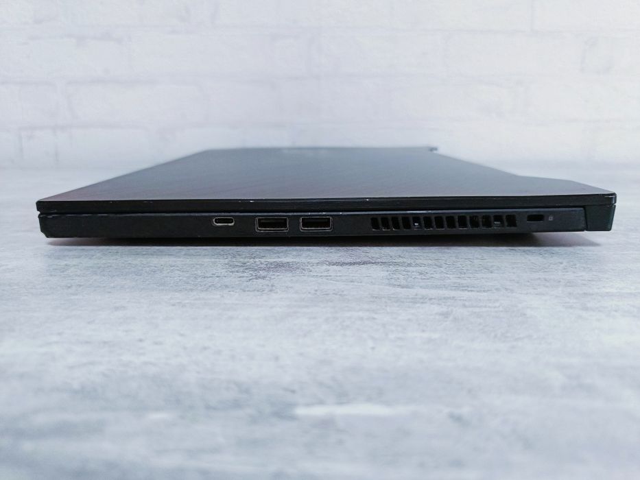 Игровой Asus Zephyrus RTX 2060/i7-9750H/RAM 16/SSD