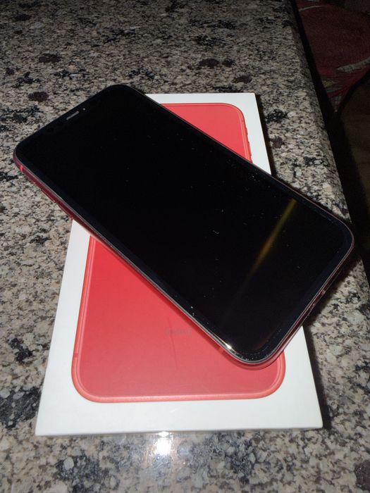 Продам iphone 11