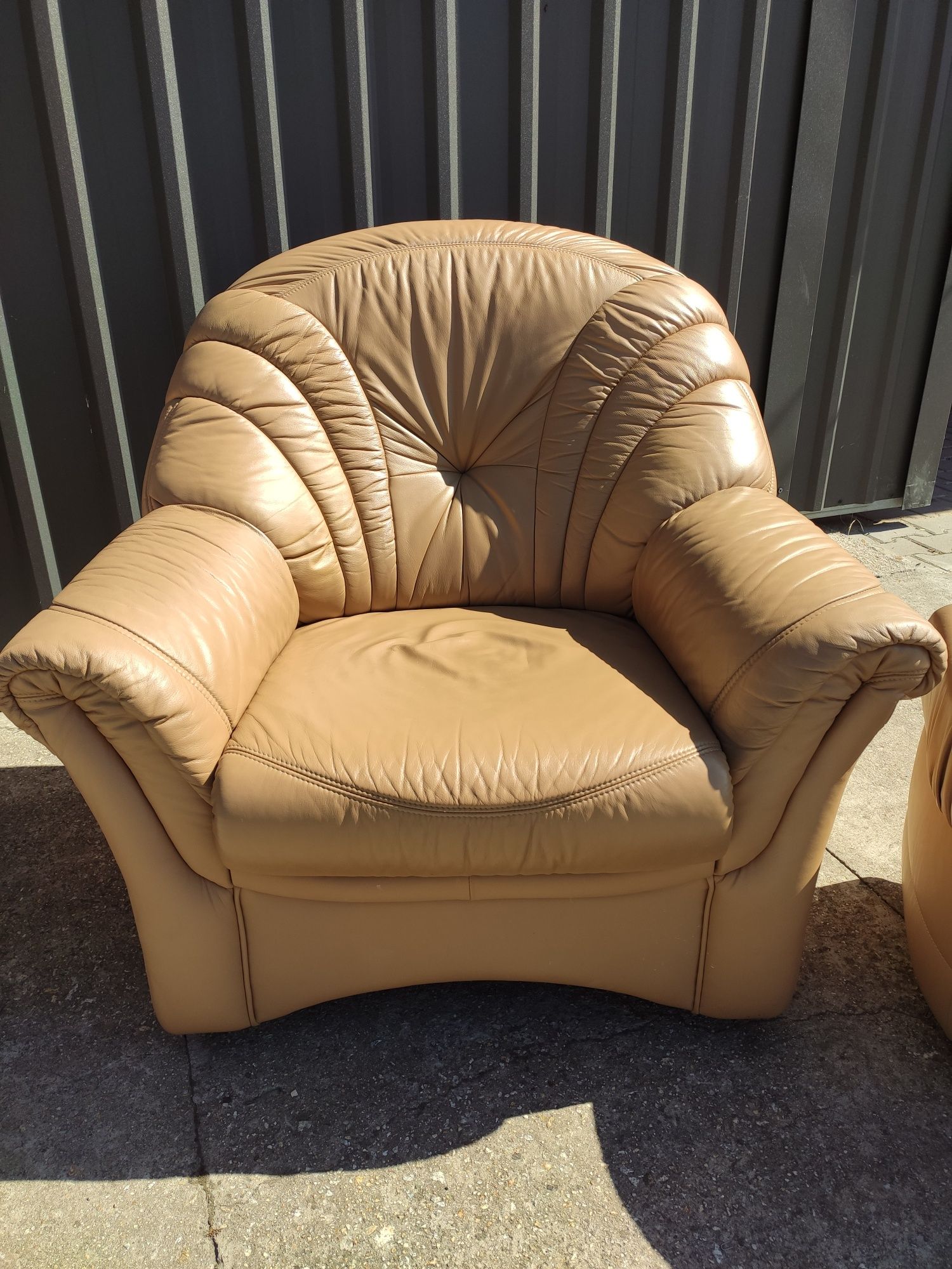 Sofa skórzana 3-osobowa+2 fotele+pufa/wypoczynek-100% skóra naturalna
