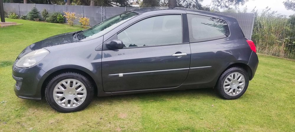 Renault Clio III 1.6 benzyna 3 drzwi sprowadzone z DE