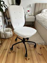 Krzesło biurowe fotel ikea biały na kółkach do pracy obrotowy vintage
