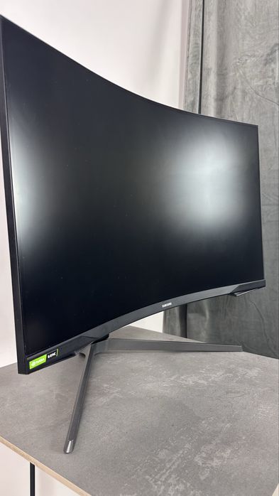 Samsung Odyssey G7 32